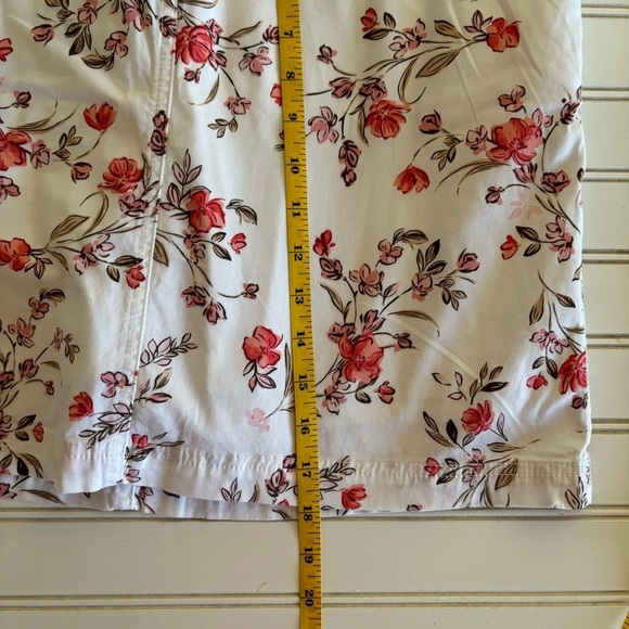 Karen Scott Skort Womens size 6 White Floral Cotton Stretch Casual Skirt - Picture 12 of 12